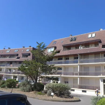Апартаменты Le Golf-2 By Interhome *